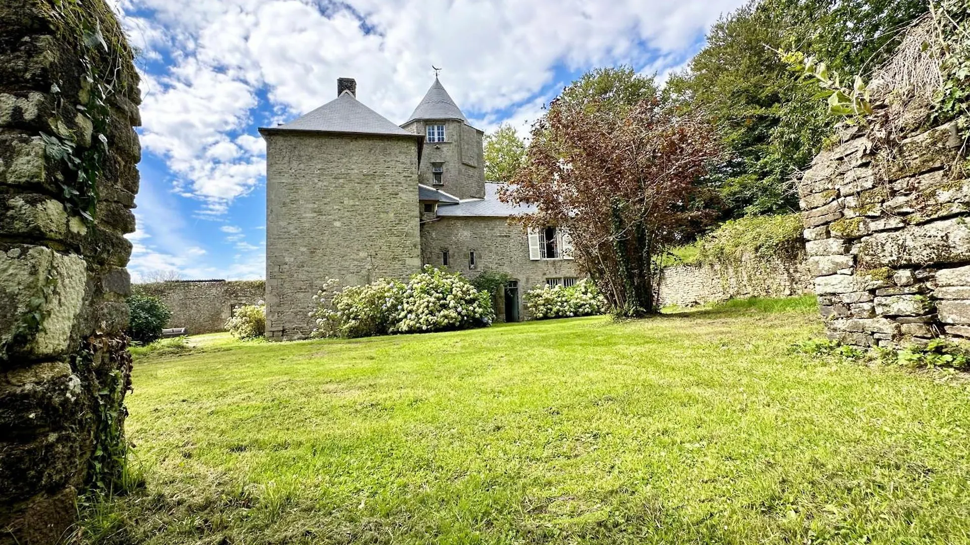 Keriner Manoir 10 Pieces Avec Parc Arbore Pluguffan Villa